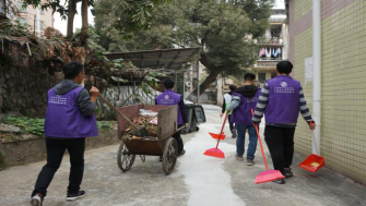 我院组织青年志愿者开展辞旧迎新大扫除活动